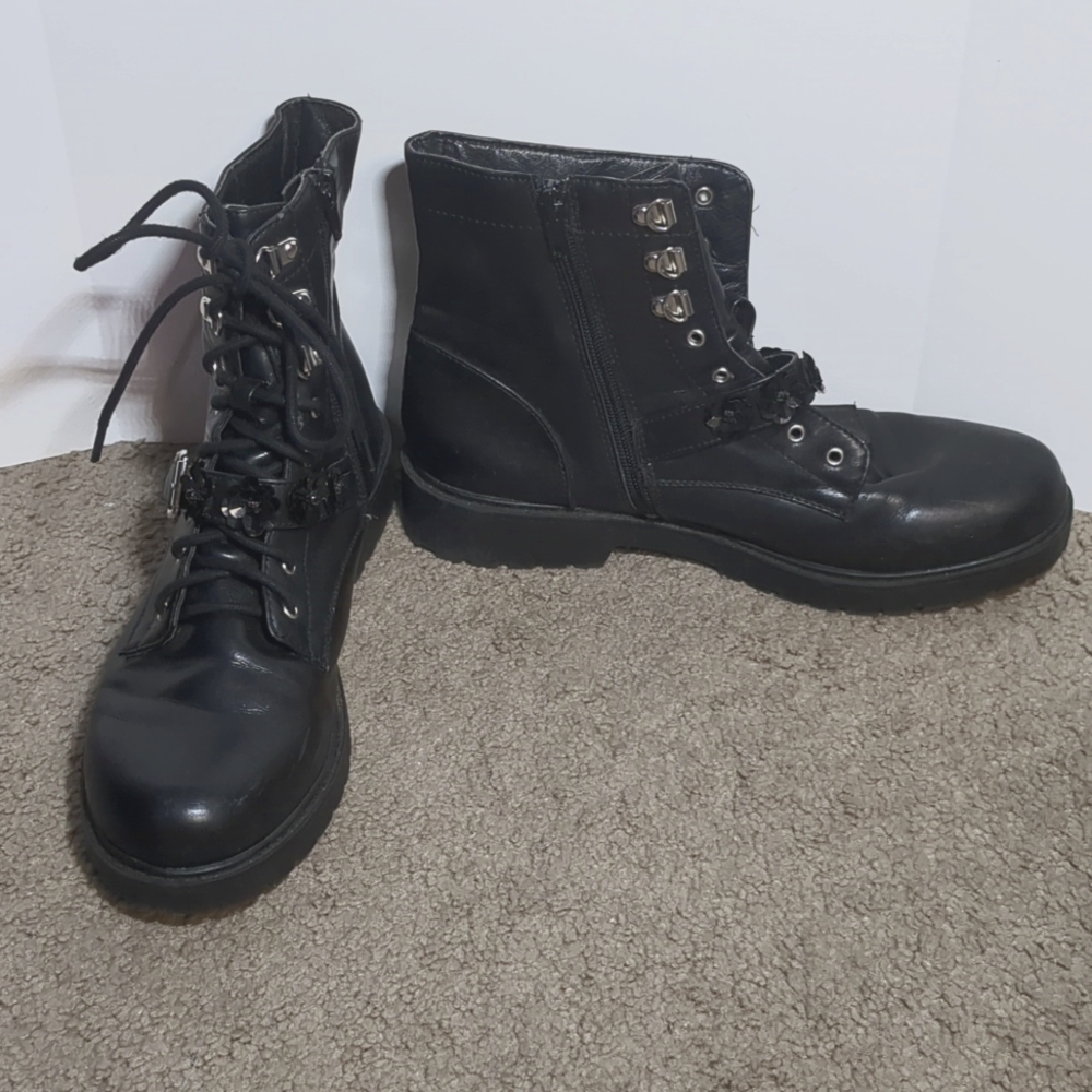 Unionbay Black Combat Booties in Black